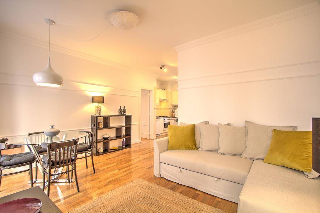 Appartement Heart Of Bairro Alto-Live Like A Local à Lisboa Extérieur photo