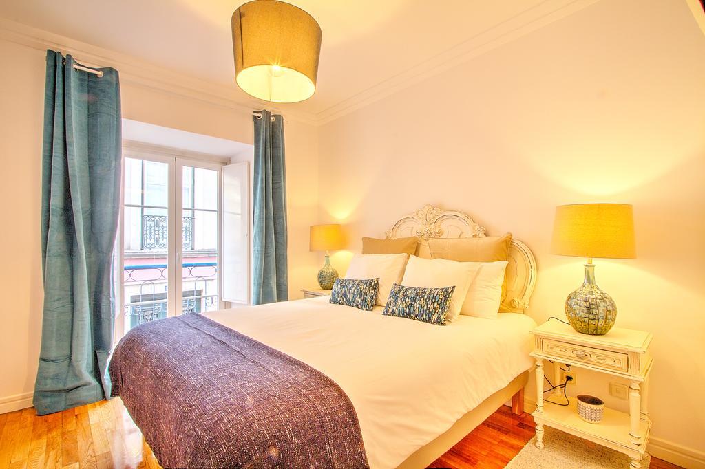 Appartement Heart Of Bairro Alto-Live Like A Local à Lisboa Extérieur photo