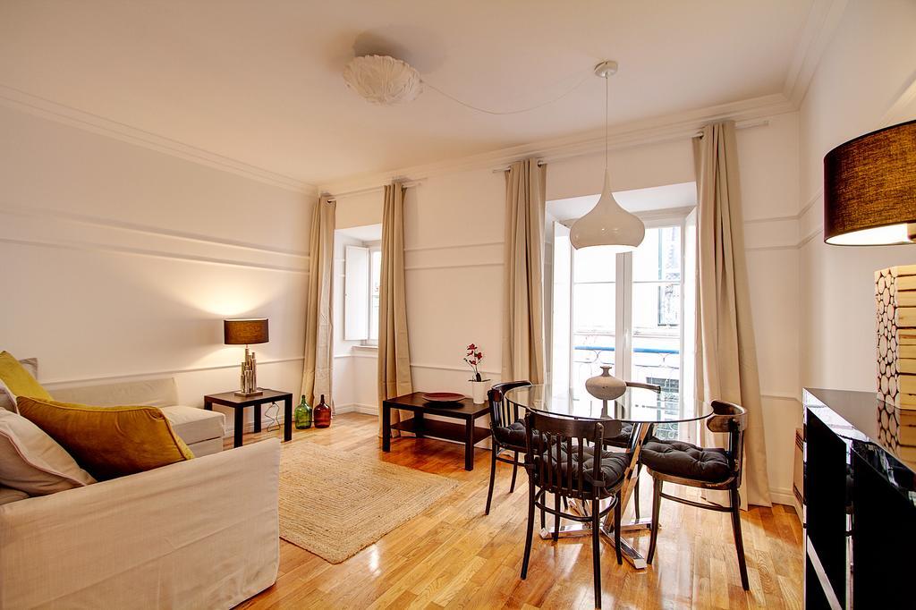Appartement Heart Of Bairro Alto-Live Like A Local à Lisboa Extérieur photo